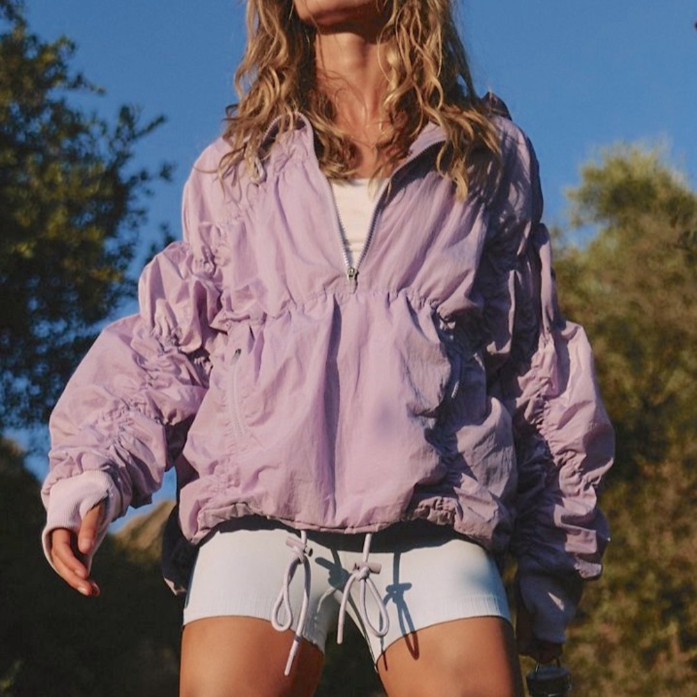 Happy Camper Pullover Lilac